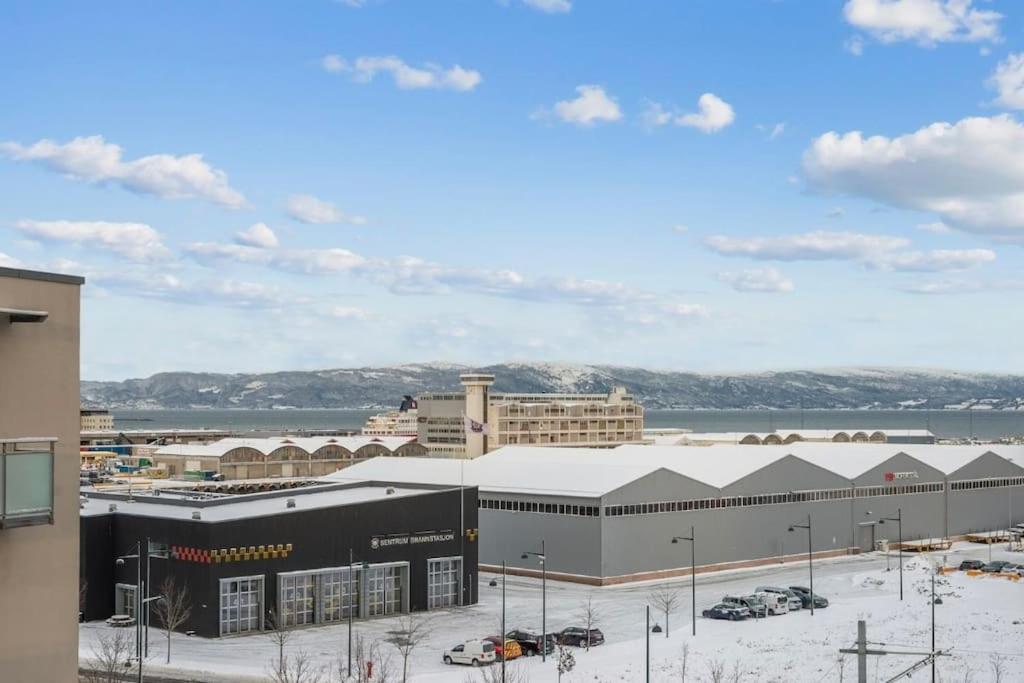 Modern And Central Apartment - Solsiden Trondheim - Up To 6 People المظهر الخارجي الصورة