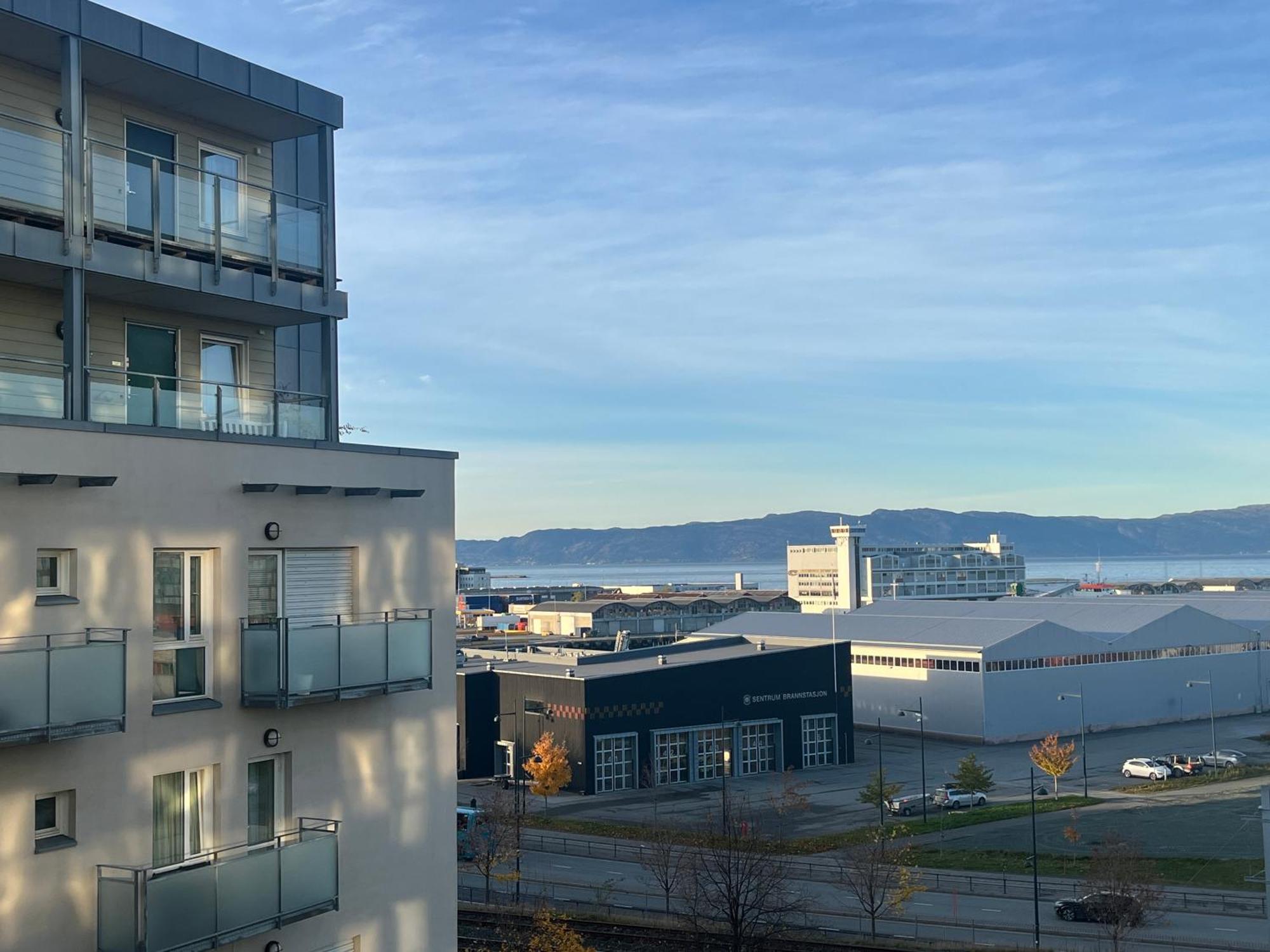 Modern And Central Apartment - Solsiden Trondheim - Up To 6 People المظهر الخارجي الصورة